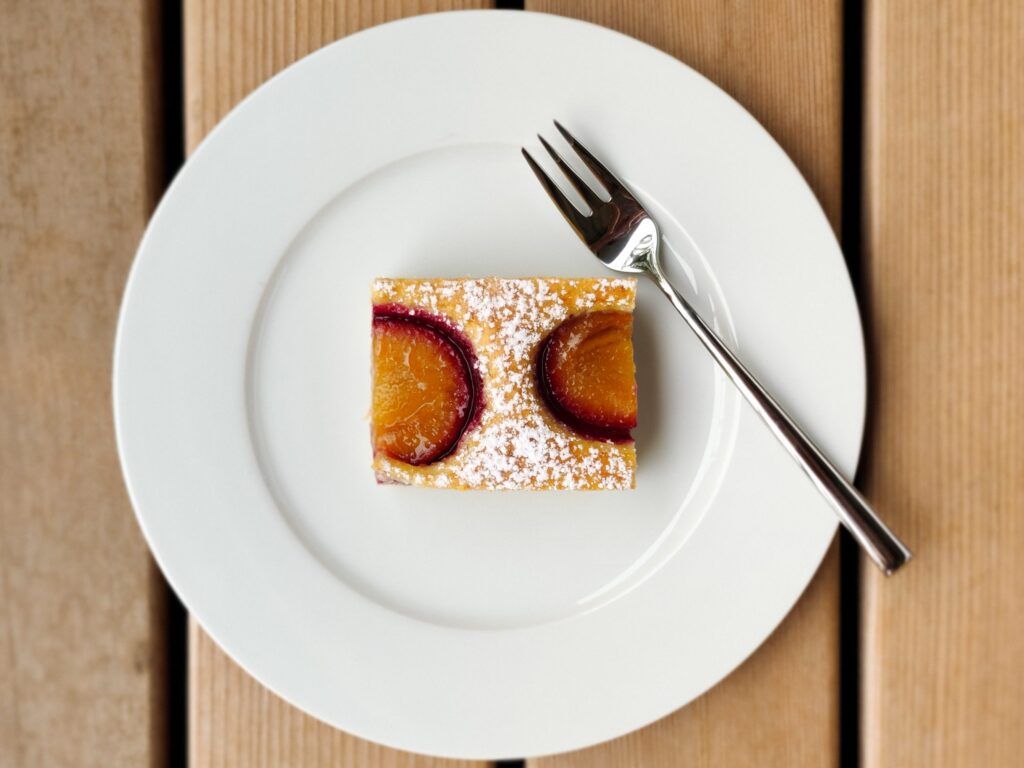 Einfacher veganer Marillenkuchen Veganer Marillenkuchen