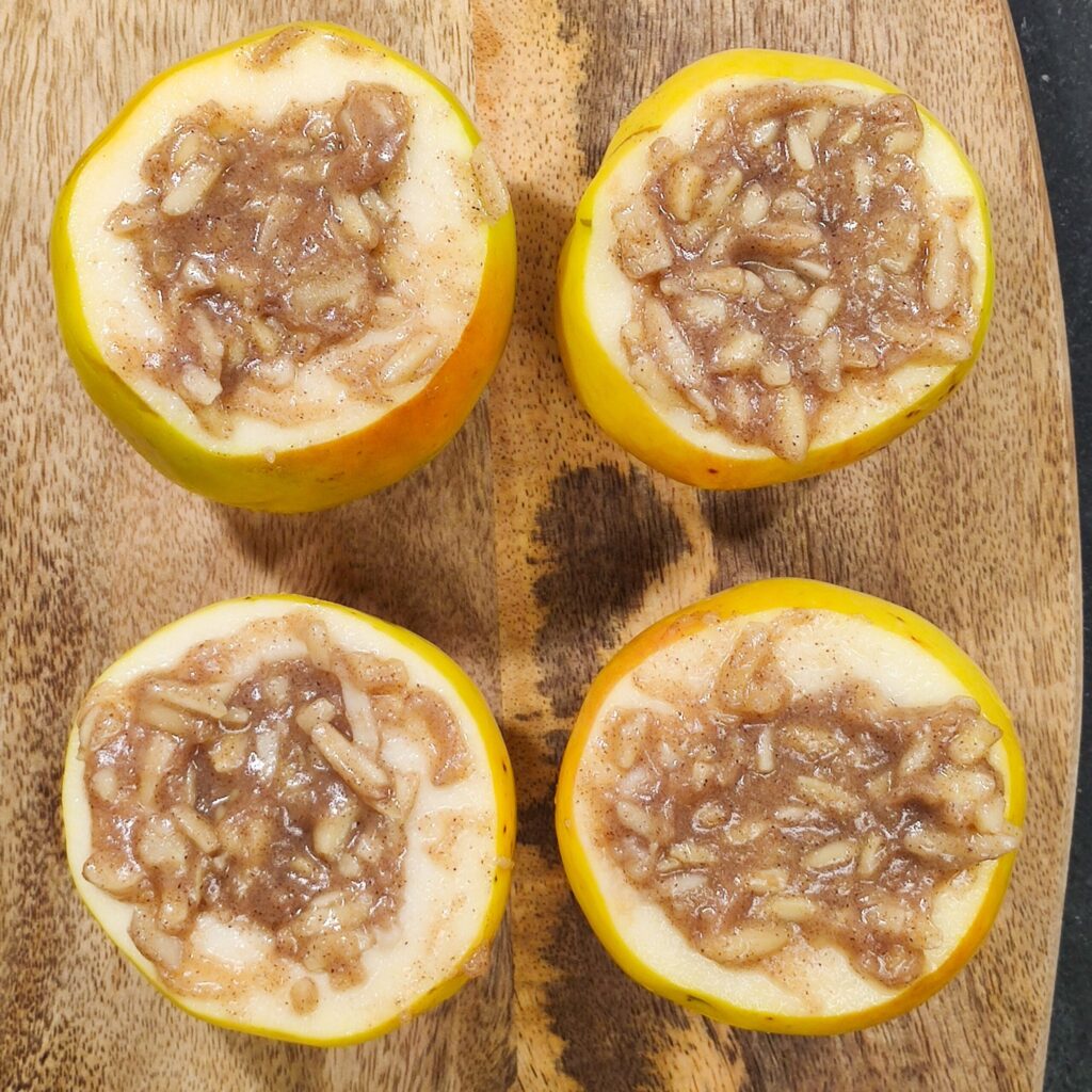 Vegane Bratäpfel mit Vanillesauce Vegane Bratäpfel mit Vanillesauce