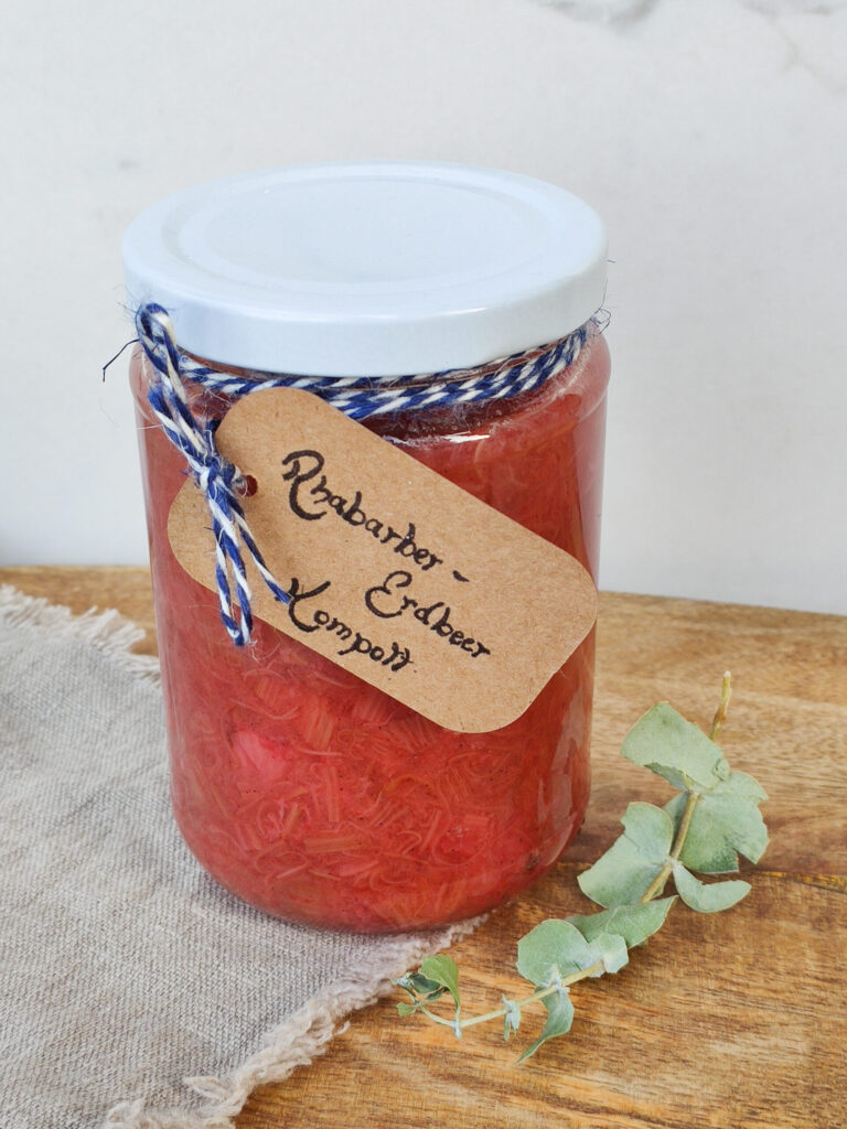 Rhabarber-Erdbeer-Kompott mit Vanille | Main Ingredients
